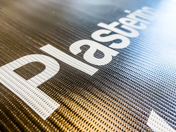 Mesh Banner